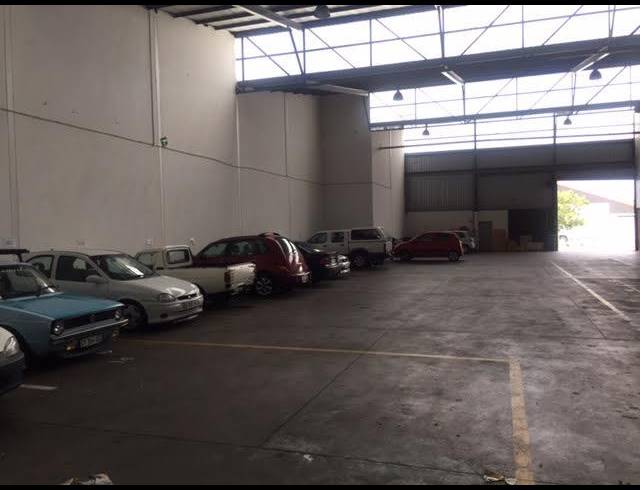 1,534M² WAREHOUSE TO LET IN EPPING INDUSTRIAL